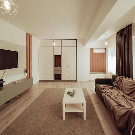 Cozy Apartments - One Residence 雅西 外观 照片